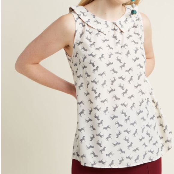 To the Nines Sleeveless Top in Zebras - Picture 4 of 8